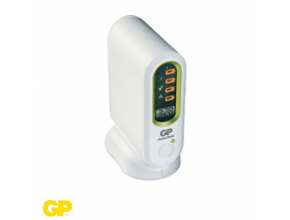 מטען + 4 סוללות נטענות GP AA 2700MAH V800C