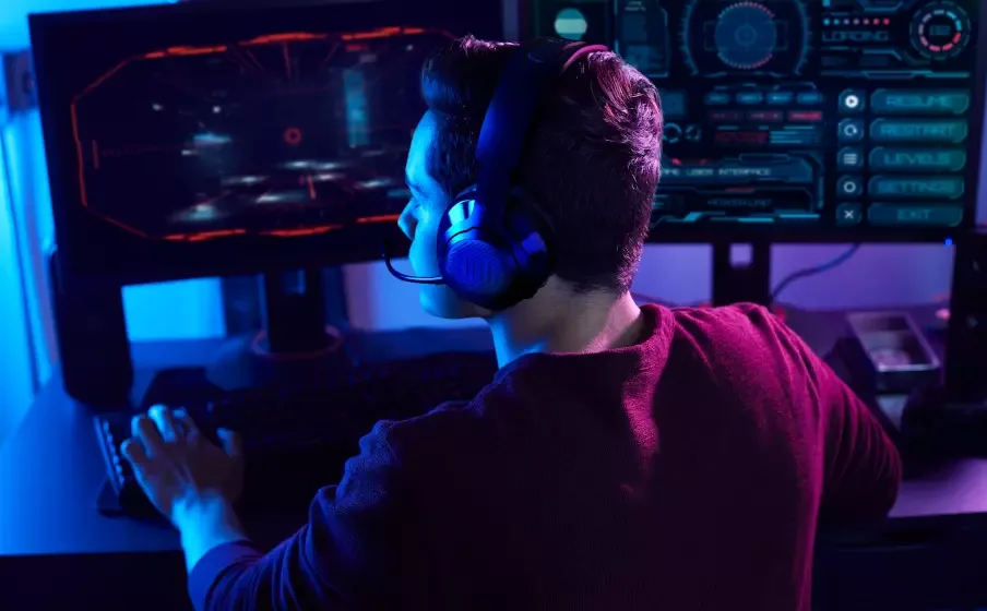 תחיו את המשחק עם JBL QuantumSOUND Signature