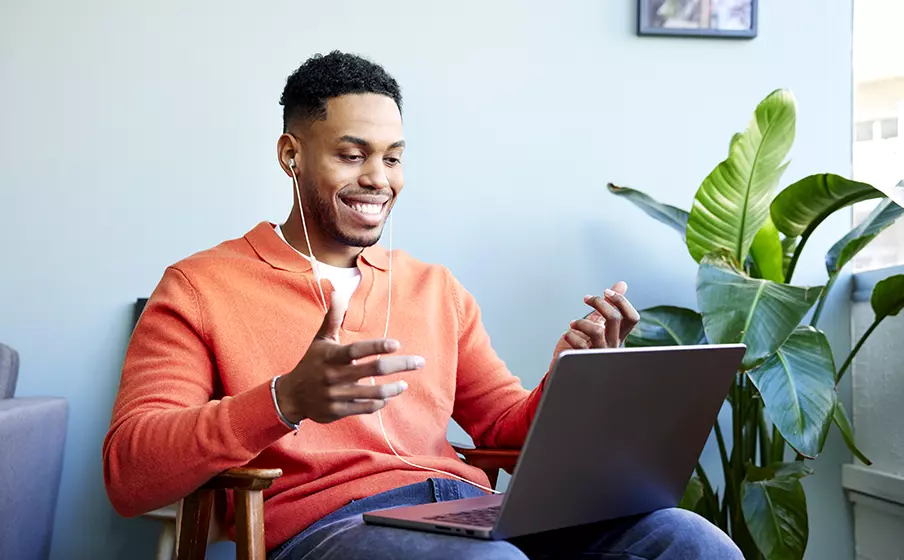 אוזניות תואמות למכשירים עם חיבור USB-C
