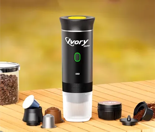 מכונת אספרסו ניידת Ivory Home תואמת קפסולות וקפה טחון IVH-ESPRESSO בצבע שחור